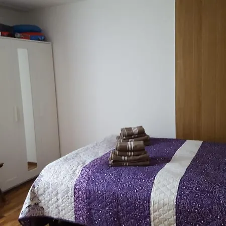 Apartment Gruen-weiss *